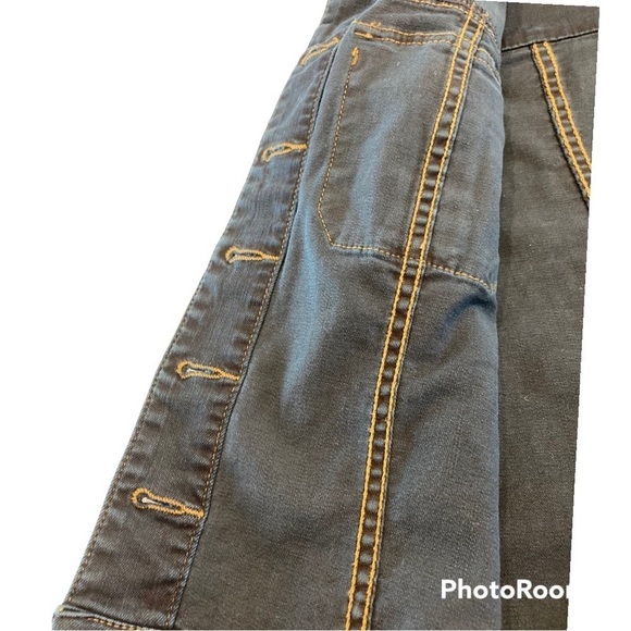 Kut from the kloth dark wash Amelia denim Jean jacket size large - Picture 9 of 9